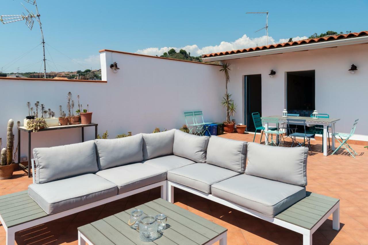 Ferienwohnung La Terrazza Dei Normanni Aci Castello Exterior foto